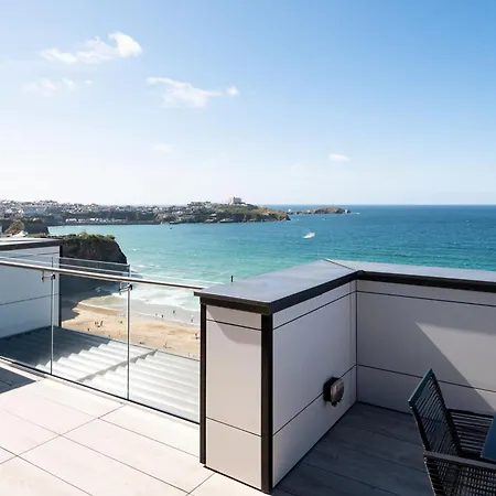 26 Cliff Edge Penthouse In Newquay-2